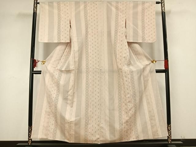 平和屋着物▽本塩沢 単衣 110亀甲 麻の葉文様 黒地 反端付き