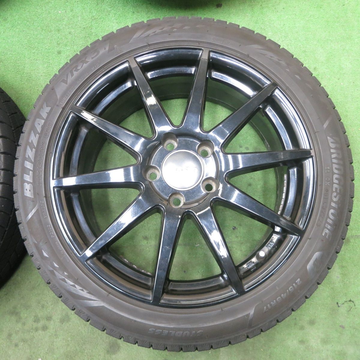 バリ溝‼️ブリヂストンスタッドレスセット2022年製215/45R17 プリウス等 プリウス TOYOTA 50系 後期 純正 17インチ 7J+50 ブリヂストン