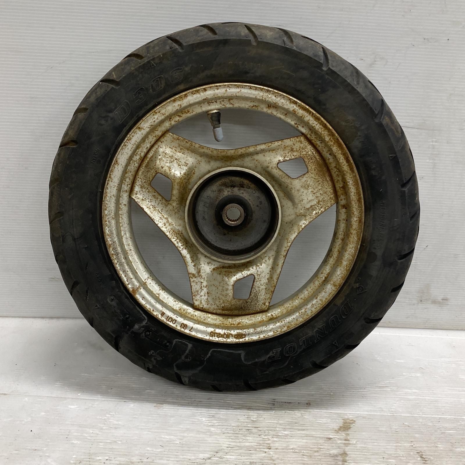 走行2.359キロ（12／17現在）の美品タクト HONDA タクト リアホイール ホンダ - メルカリ