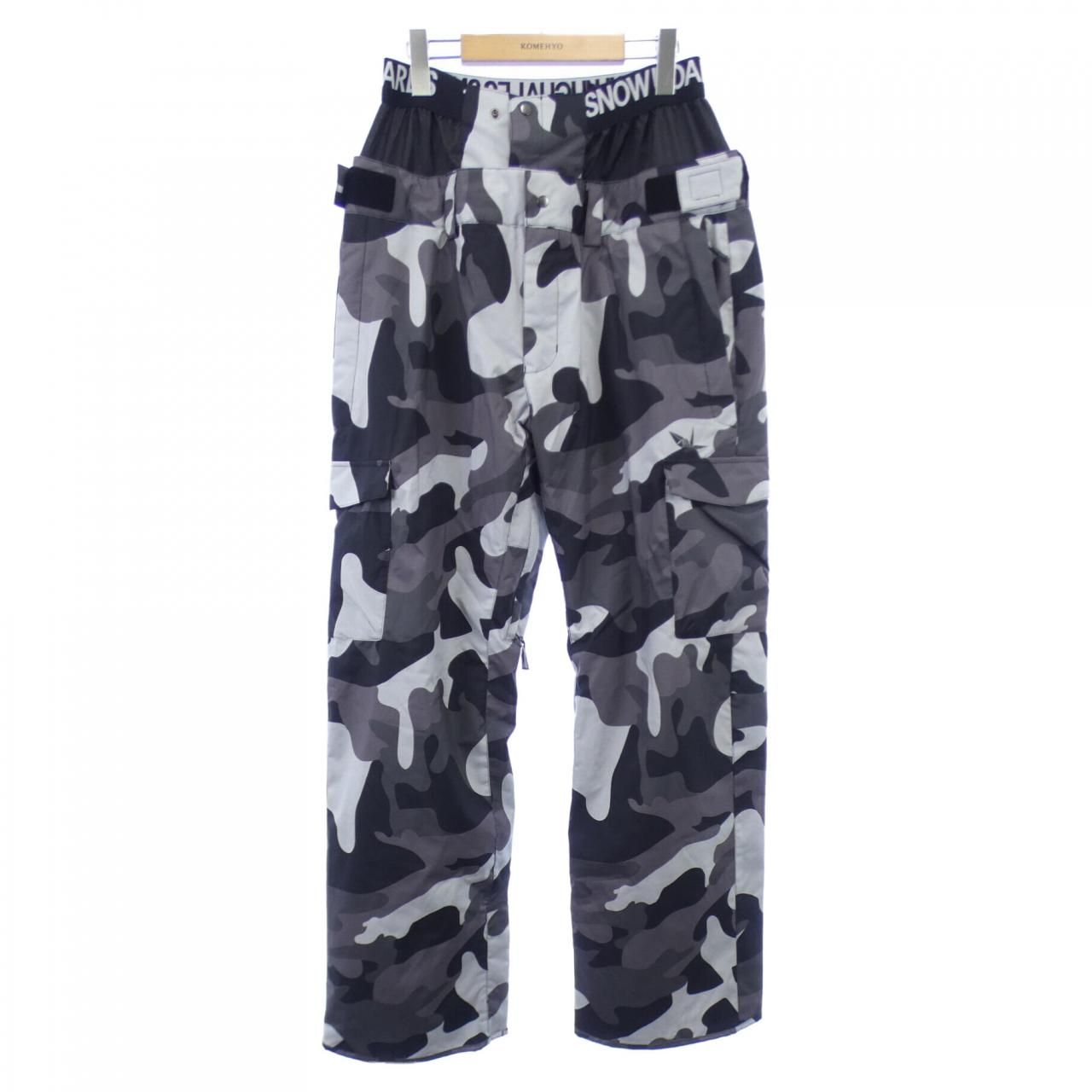 ウノピュウノウグァーレトレ 1 piu 1 uguale 3 パンツ