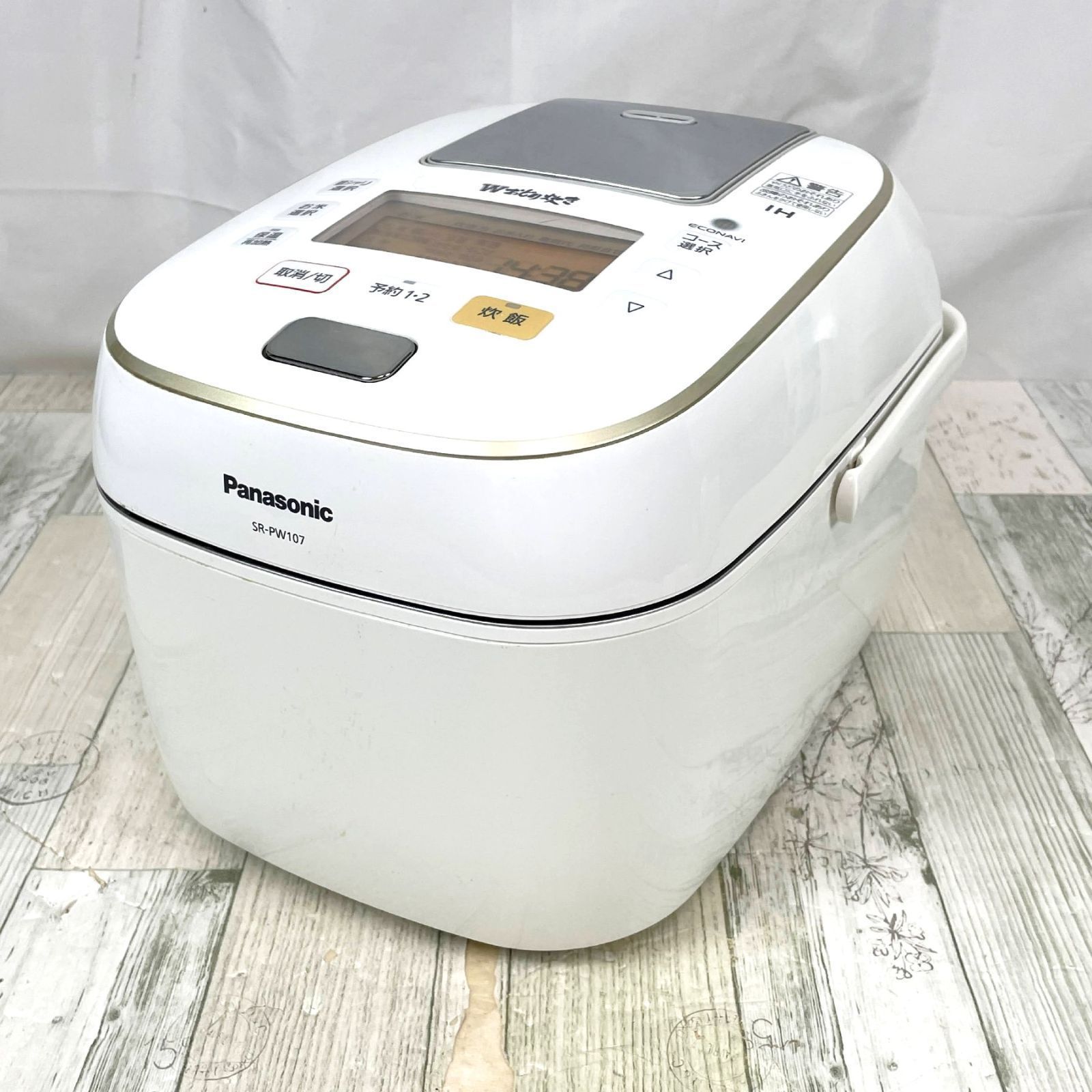 ✨美品✨ Panasonic 炊飯器 SR-PW107-W 5.5合 可変圧力IH W