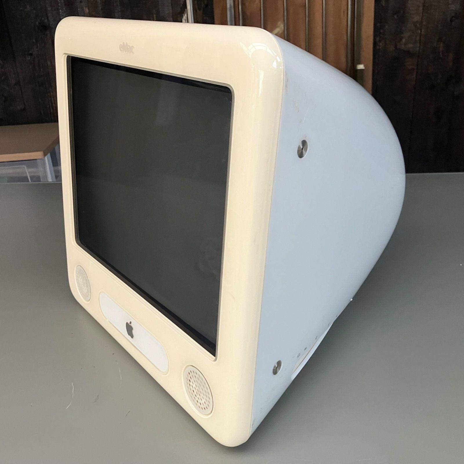 Apple eMac ビンテージPC【ジャンク】 Apple eMac 700MHz G4 640MB RAM