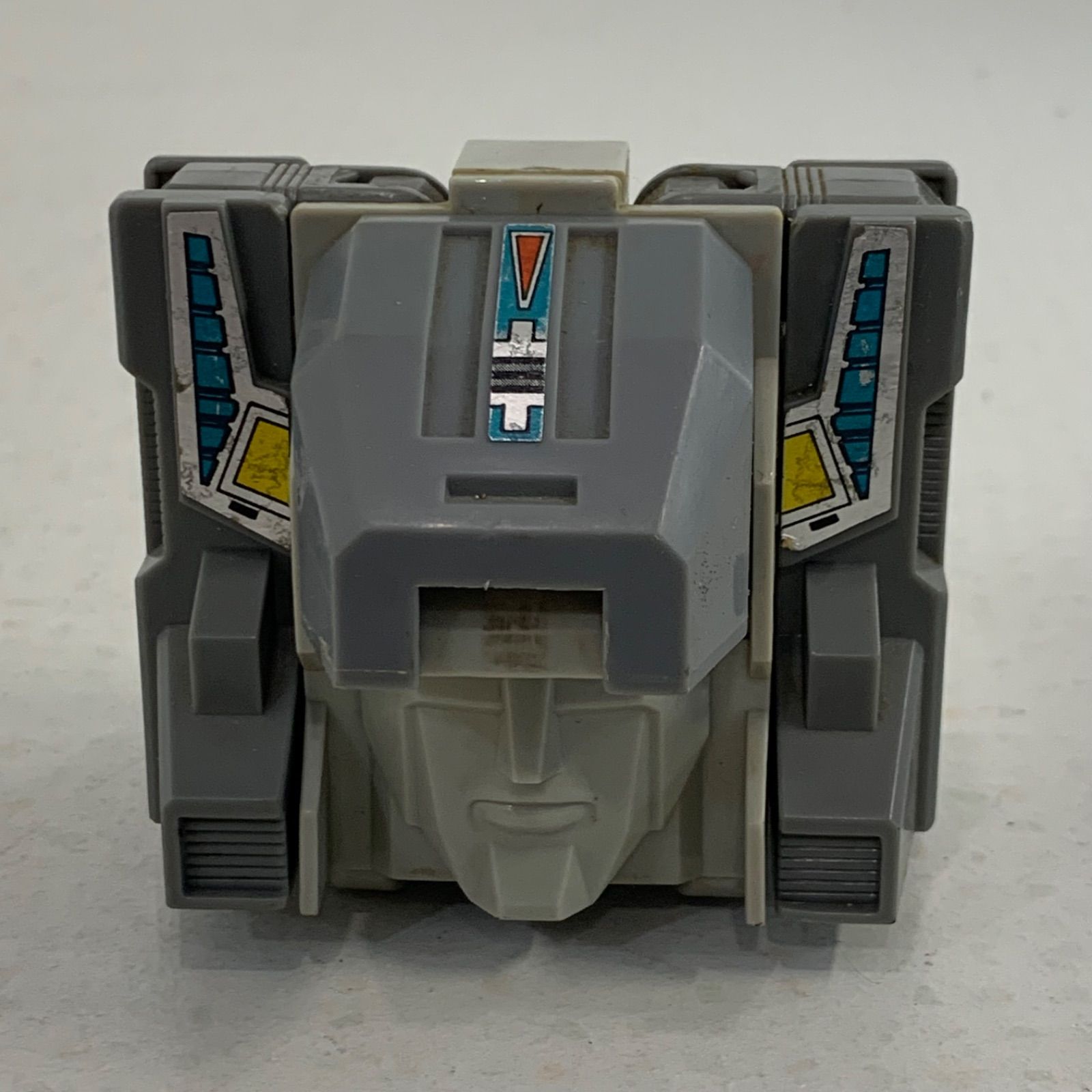 箱付き トランスフォーマー C-114 ザ⭐︎ヘッドマスターズ 箱付き】トランスフォーマー C-114 フォートレス・マキシマス