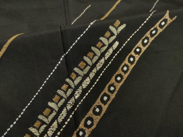 平和屋着物○訪問着 紬地 刺繍 幾何学文様 黒地 正絹 逸品 未