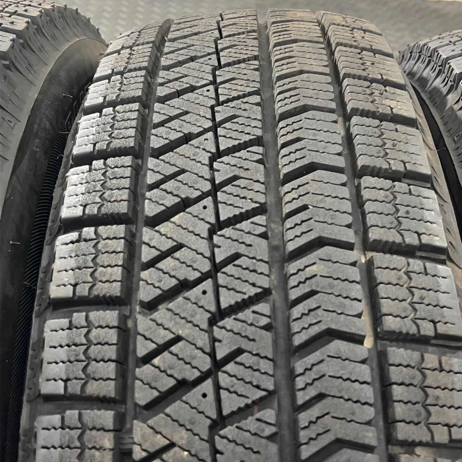 65R14 ブリヂストン