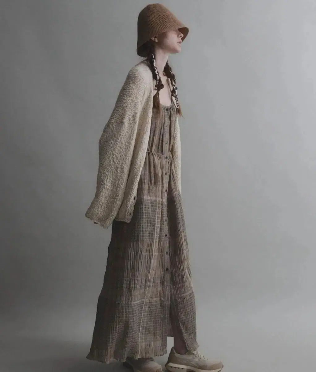 アートは終わった ハイクオリティ カーディガン