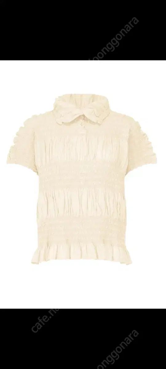 イッセイミヤケme☆白トップス ISSEY MIYAKE(イッセイミヤケ) me シュリンク カラトップ オフ