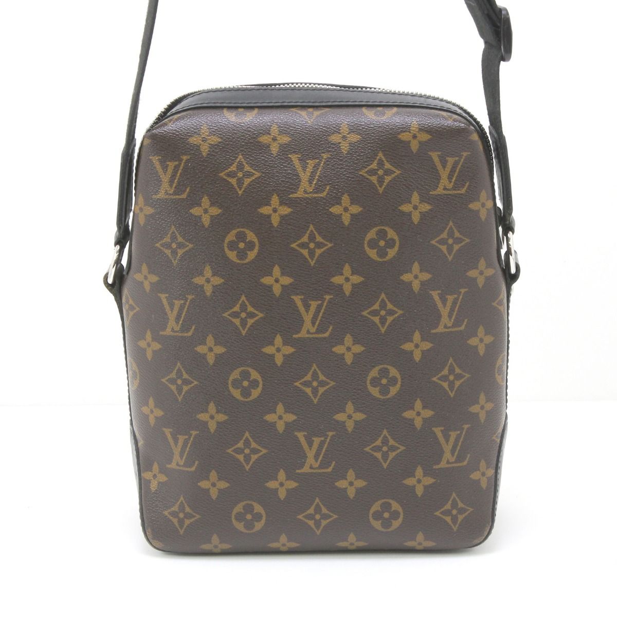 LOUIS VUITTON ルイヴィトン モノグラム・マカサー トーレスPM