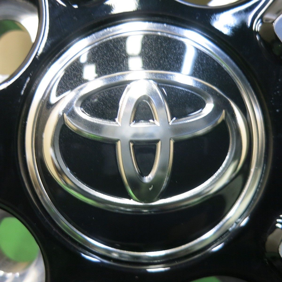 新車外し 1本 トヨタ ヤリスクロス Z 純正 ホイール 18インチ 18×7J PCD114.3 5H 5072305SYホ 2 TRITUETUBI_COM