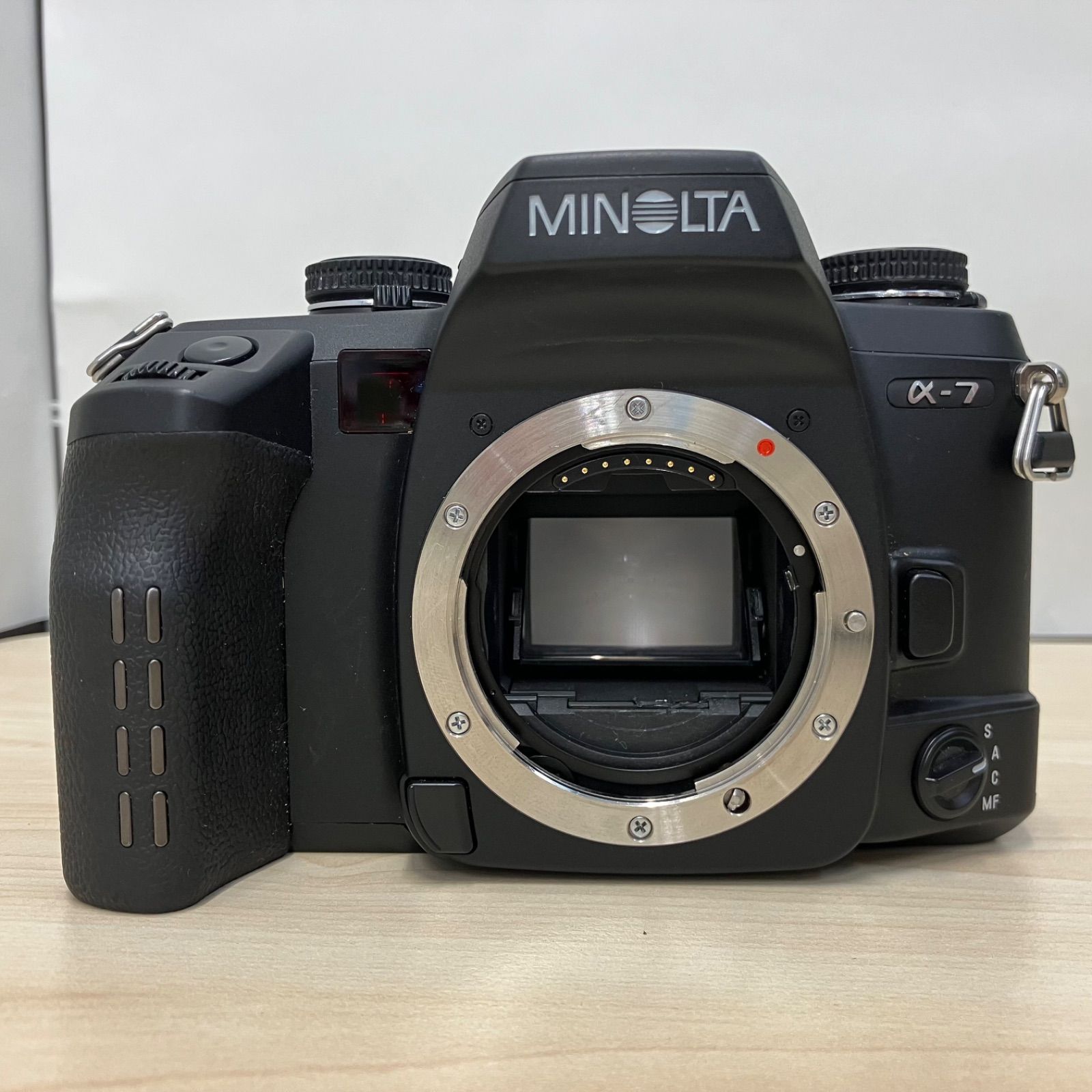 ジャンク品] MINOLTAα7 フィルム一眼レフカメラ ベタつき有り 完動品