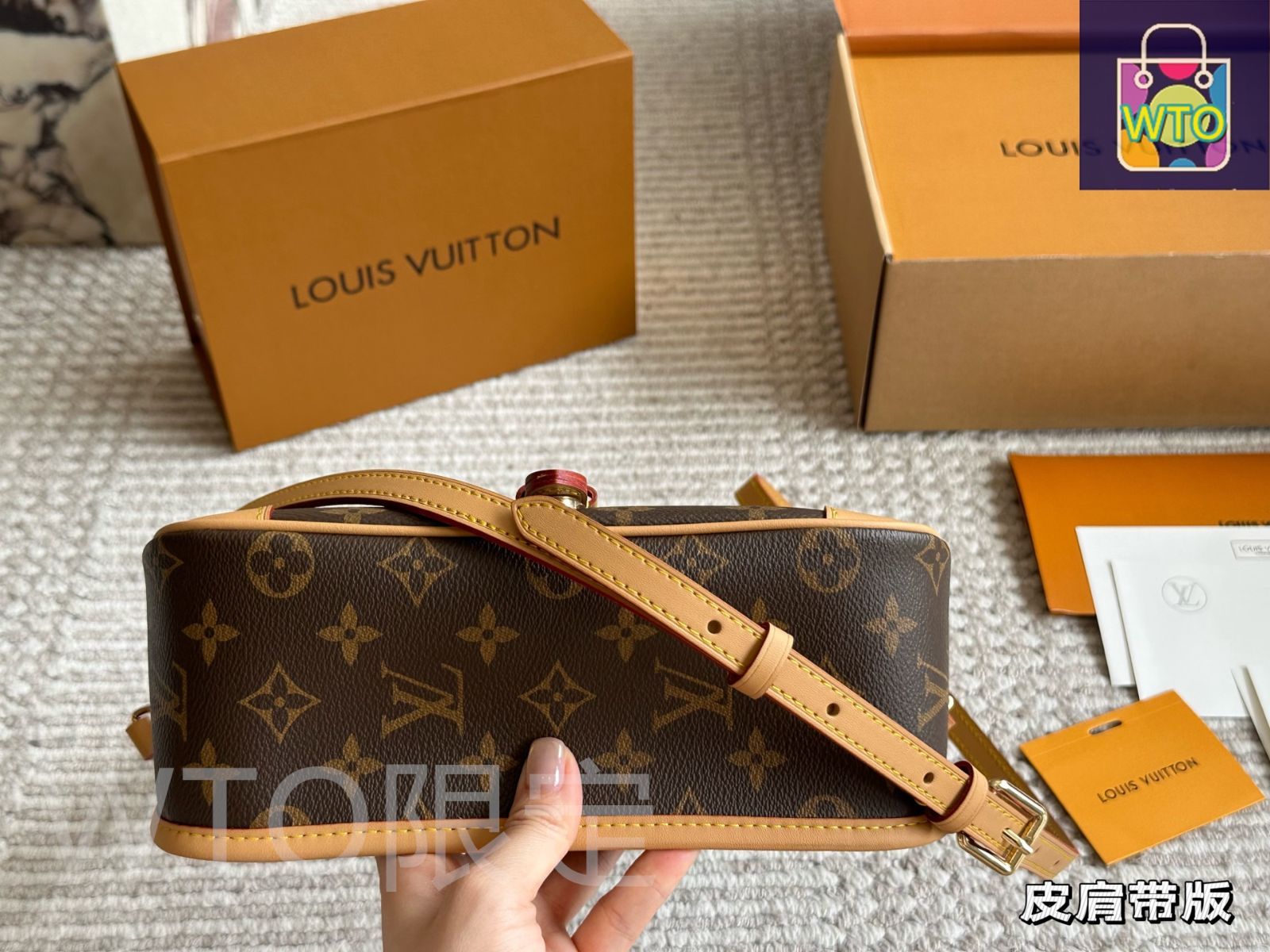 国内発送【LOUIS VITTON】バックパック・マルチポケット 今日特価】Louis Vuitton ポケットバッグ！国内送料無料！限定
