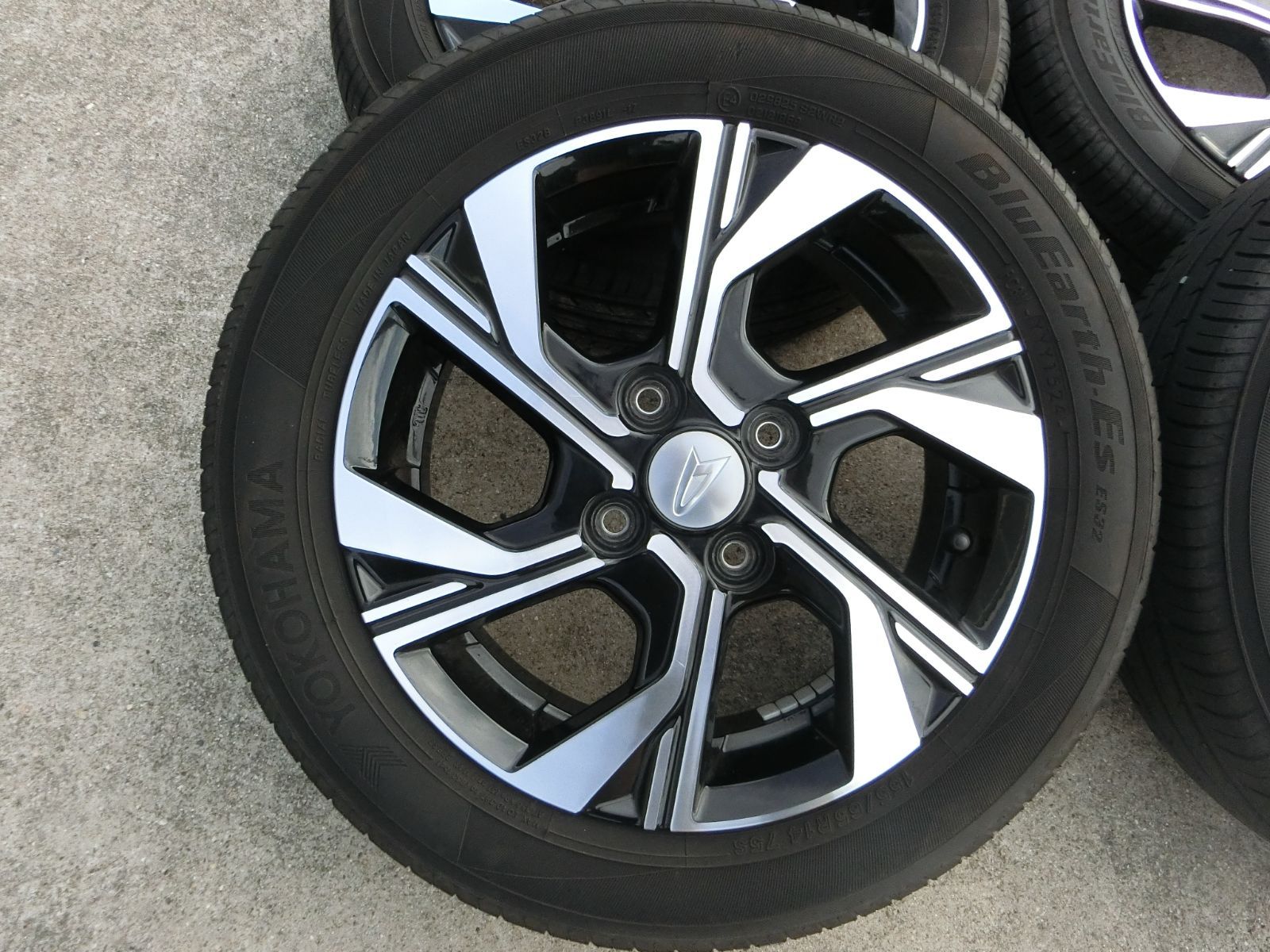 845 ダイハツ 純正 14インチ アルミホイール 14×4.5J 45 PCD100 ハブ径 約54mm 4穴 4本セット 155 65R14 製 タント 外し