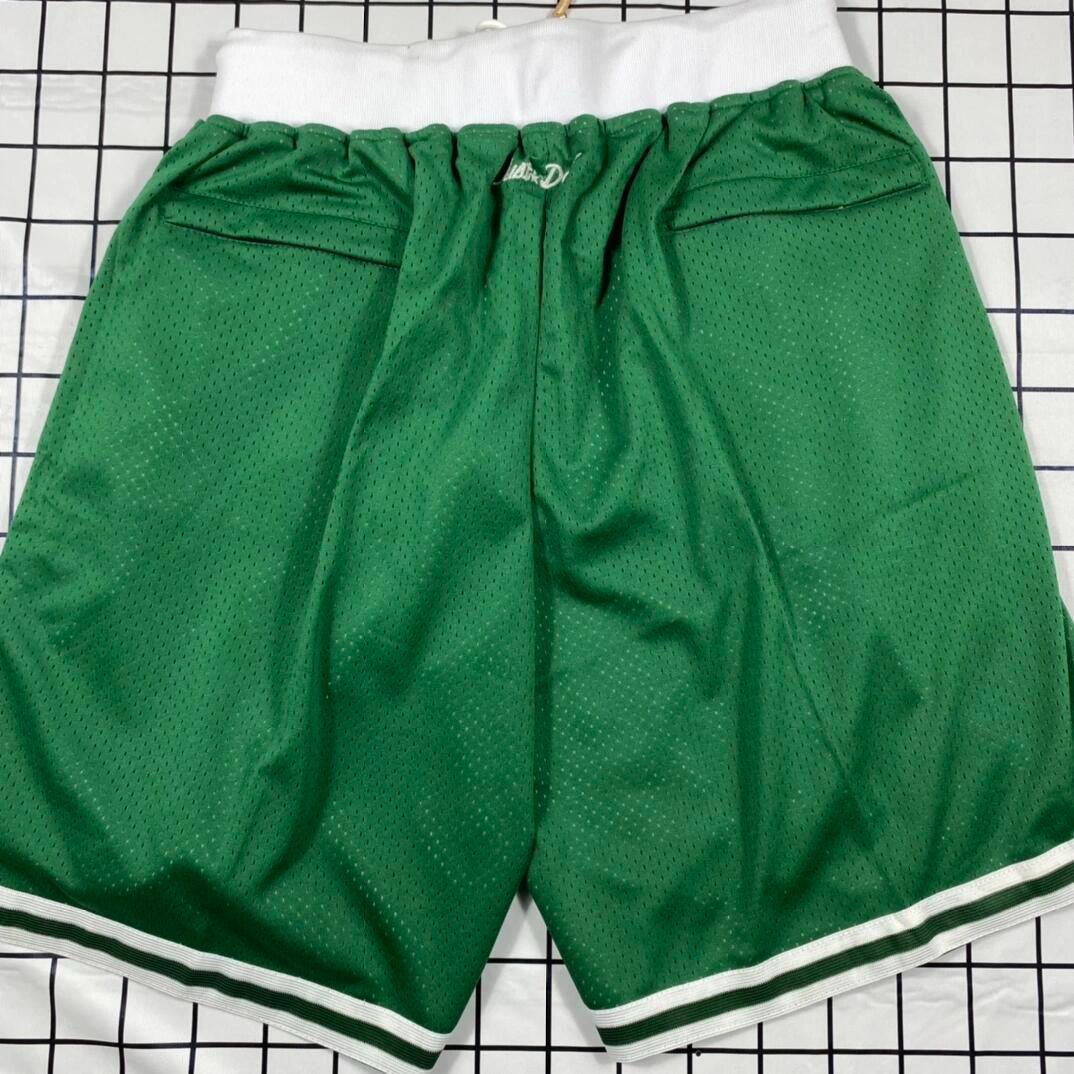 NBA セルティックスのバスケットパンツ 新品