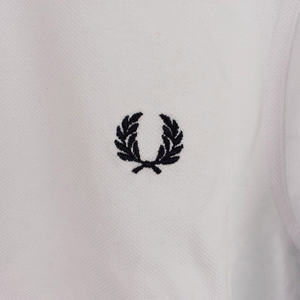 フレッドペリー FRED PERRY ポロシャツ 半袖 ロゴ 刺繍 S 白