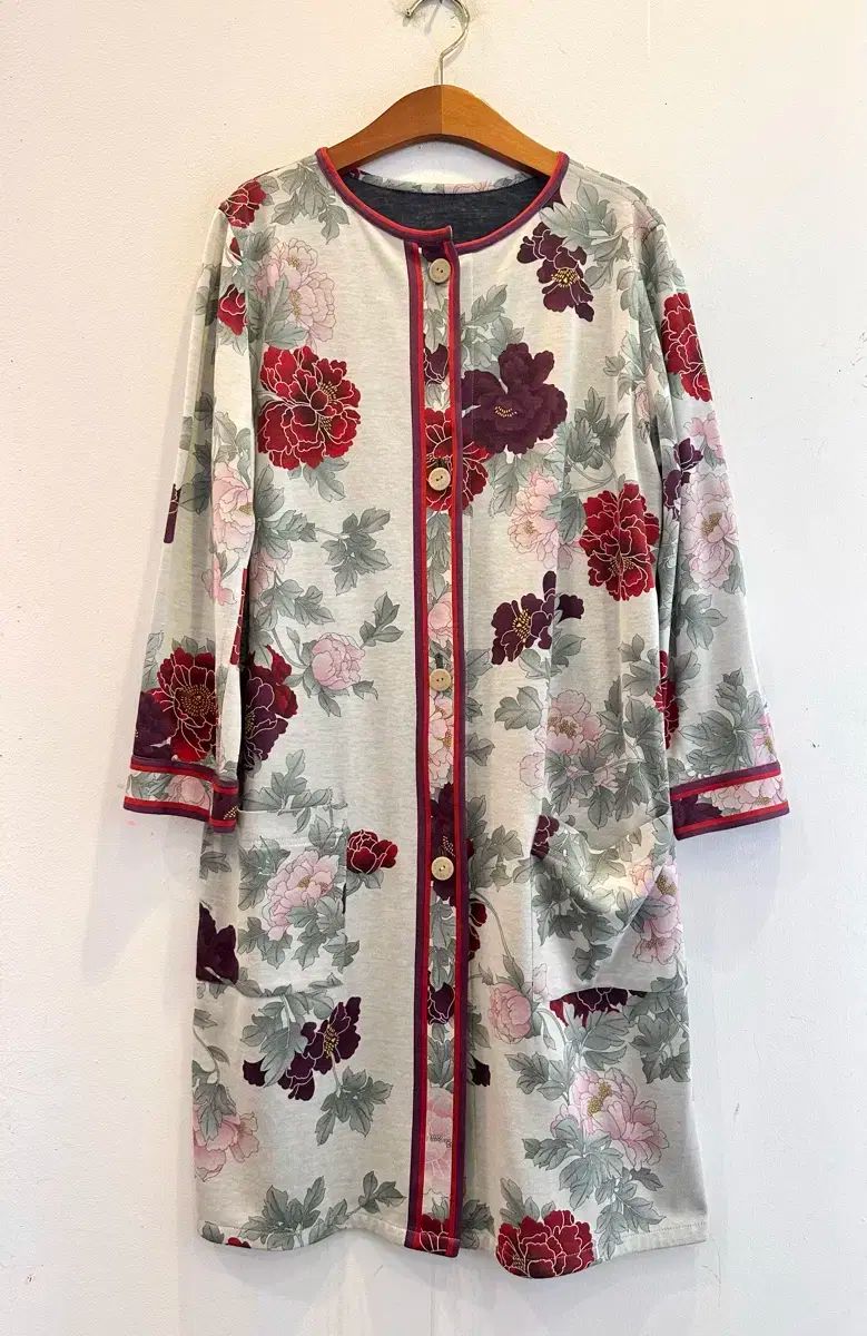 66 レナード リバーシブル ロング カーディガン 販売しています