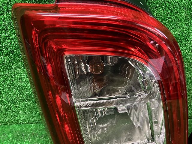 ホンダ純正 JG1 ホンダ JG1/2 N-ONE 前期 テールランプ左右 D112 ホンダ純正 JG1 ホンダ JG1/2 N-ONE 前期 テールランプ左右 D112