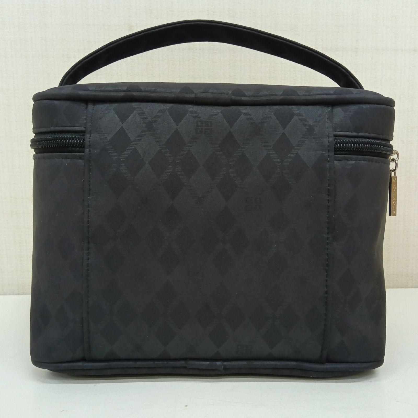 GIVENCHY ジバンシー　ミニバック＆ポーチ GIVENCHY ジバンシｲ バッグ ／ ジバンシー ポーチ ／ バニティ