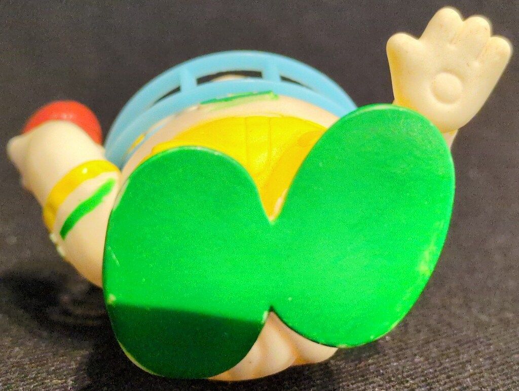 三和銀行 貯金箱 ワンサくん(アメフト)番号3 - メルカリ