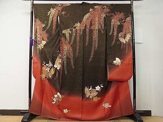 平和屋1□極上 振袖 駒刺繍 舞蝶藤梅文 暈し染め 金通し地 逸品 1s221