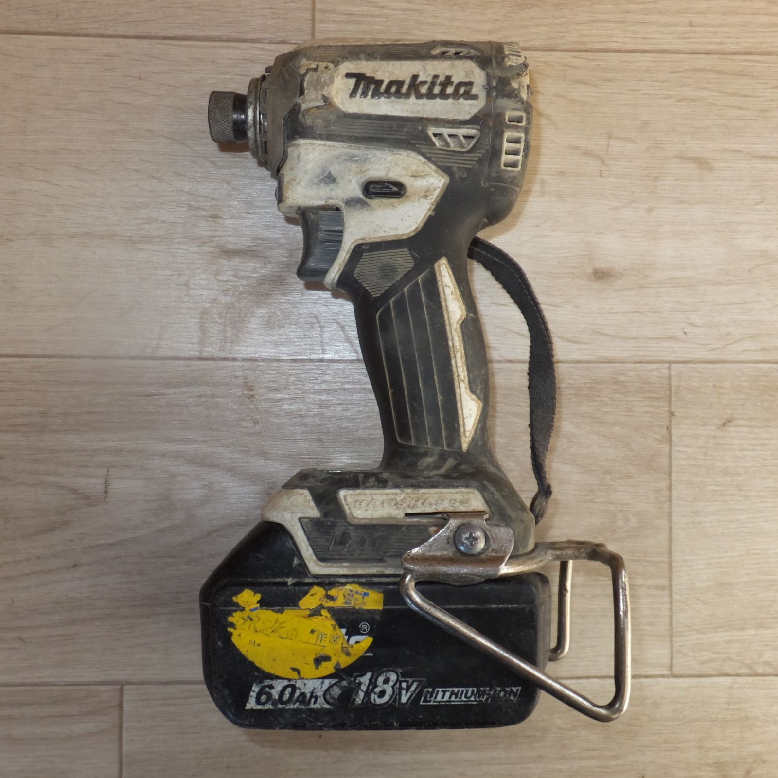 送料無料] ジャンク☆マキタ makita 充電式インパクトドライバ