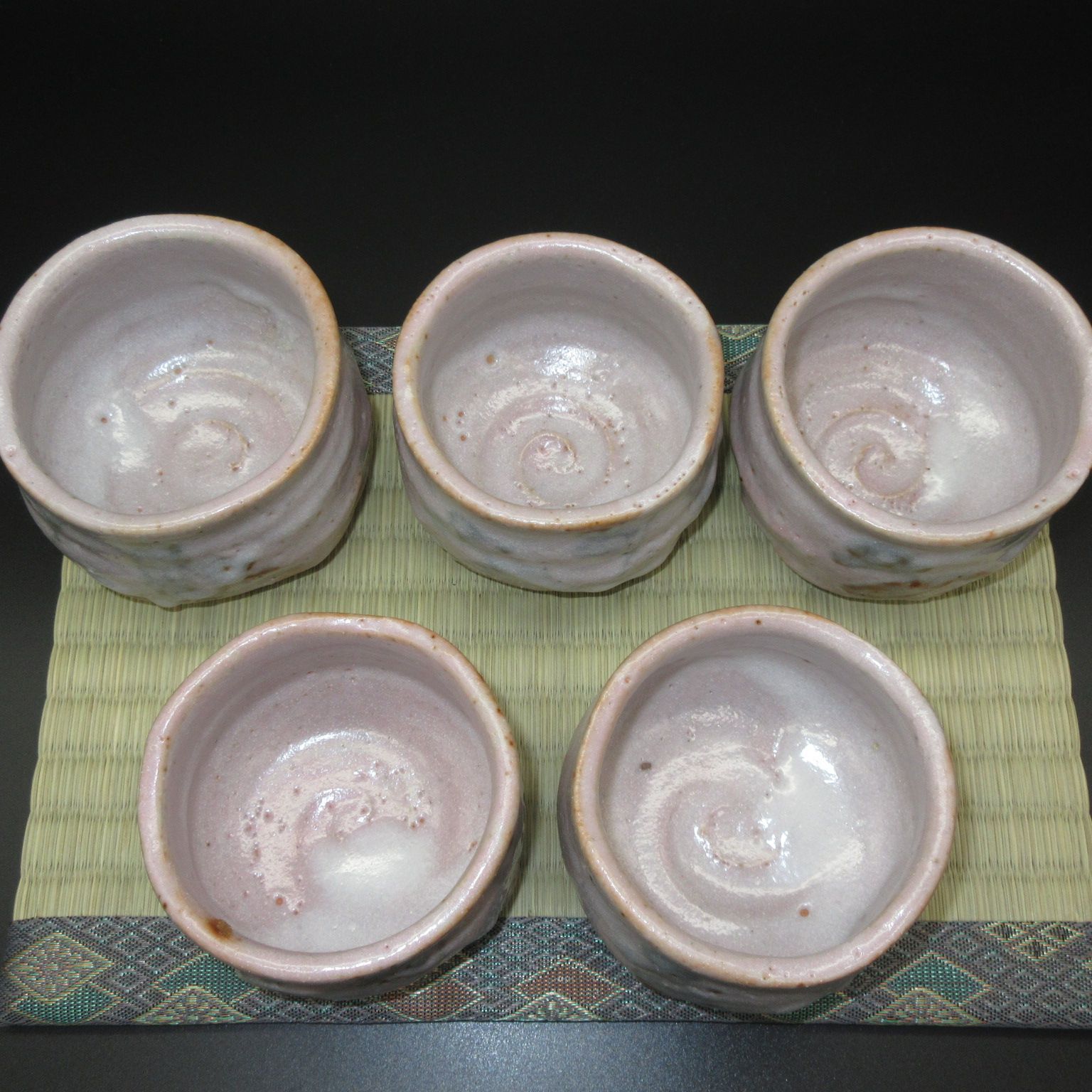 美濃焼 ピンク志乃 ぐい飲み 箱付き 美濃焼 ピンク志乃 ぐい飲み 箱付き