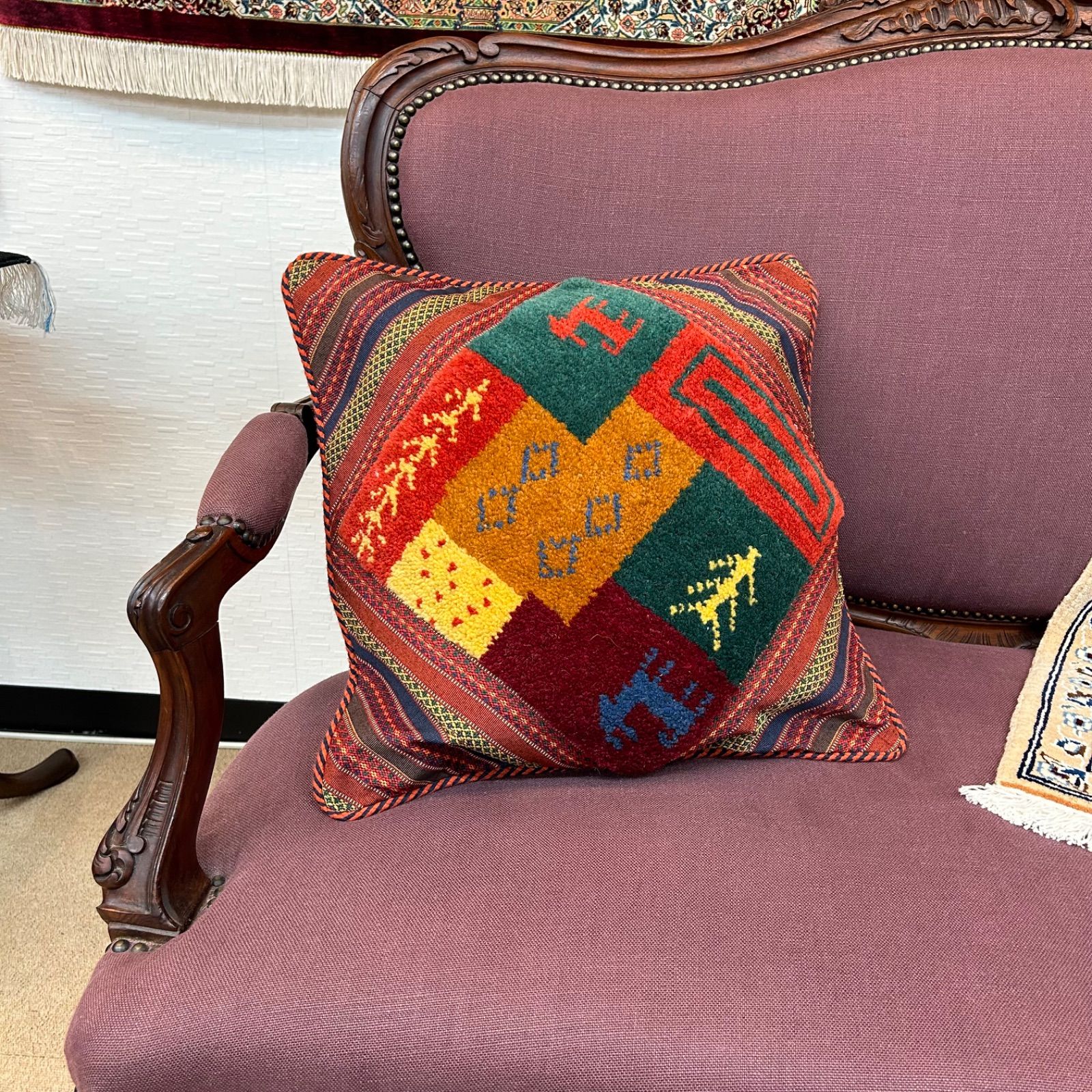 ギャッベ イラン産 手織り 約45×45cm インテリアラグ 草木染め 座布団 クッションカバー チェリーベアギャッベ チェリーベアインテリア