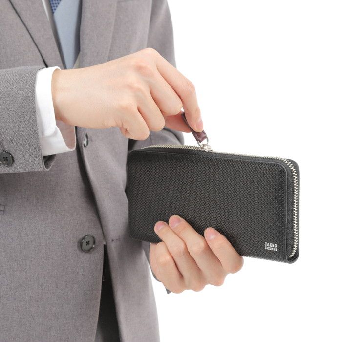 TAKEO KIKUCHI タケオキクチ タケオ キクチ バース ラウンドファスナー