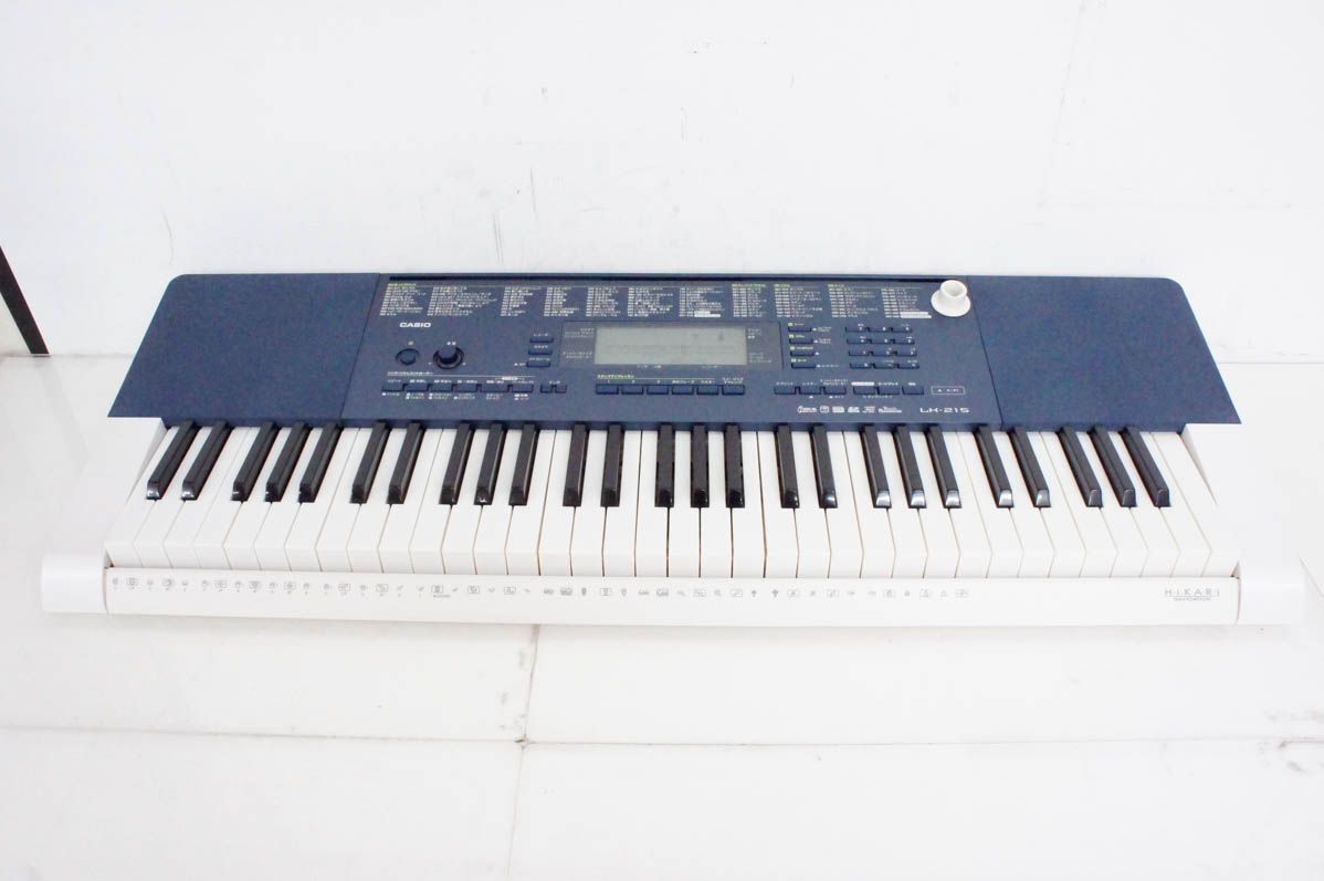 CASIO カシオ 光ナビゲーション キーボード LK-215 61鍵 200曲