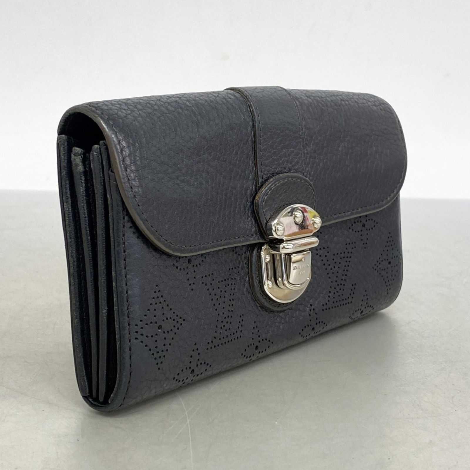 ルイ ヴィトン Louis Vuitton ルイ ヴィトン 長財布 マヒナ ポルトフォイユイリス M58136 ノワールレディース P1366244