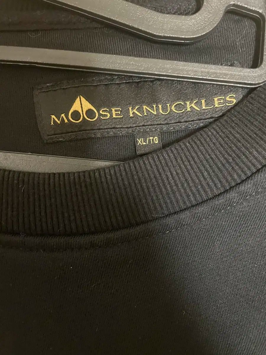 MOOSE KNUCKLES ムースナックルズ ゴールド クルーネック スウェット xl