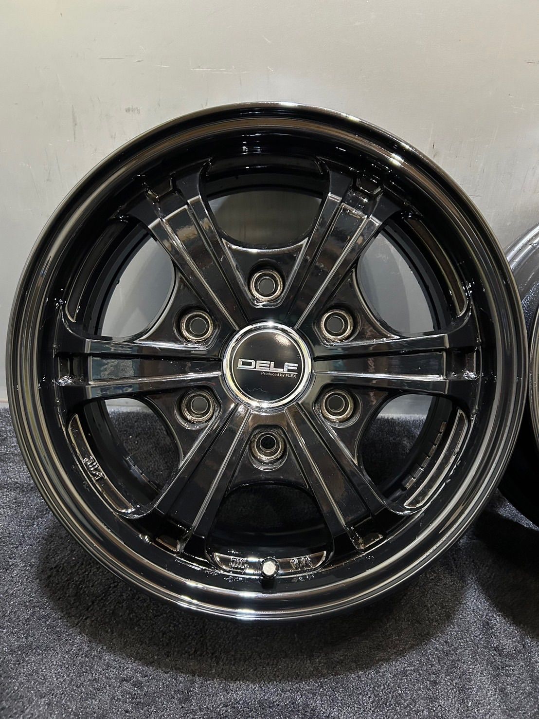 ☆FLEX DELF 15インチ 6J ＋33 139.7 6H アルミホイール 4本