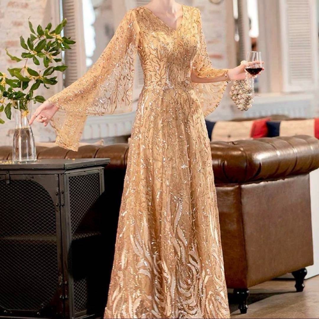 大きめリボンにスパンコールがゴージャスなイブニングドレス