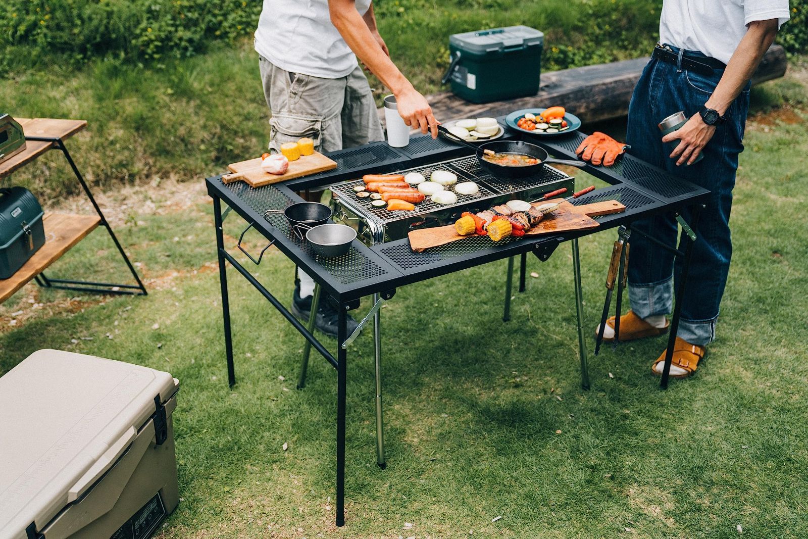 特価商品尾上製作所ONOE BBQテーブル T-4683 大型BBQコンロにも対応