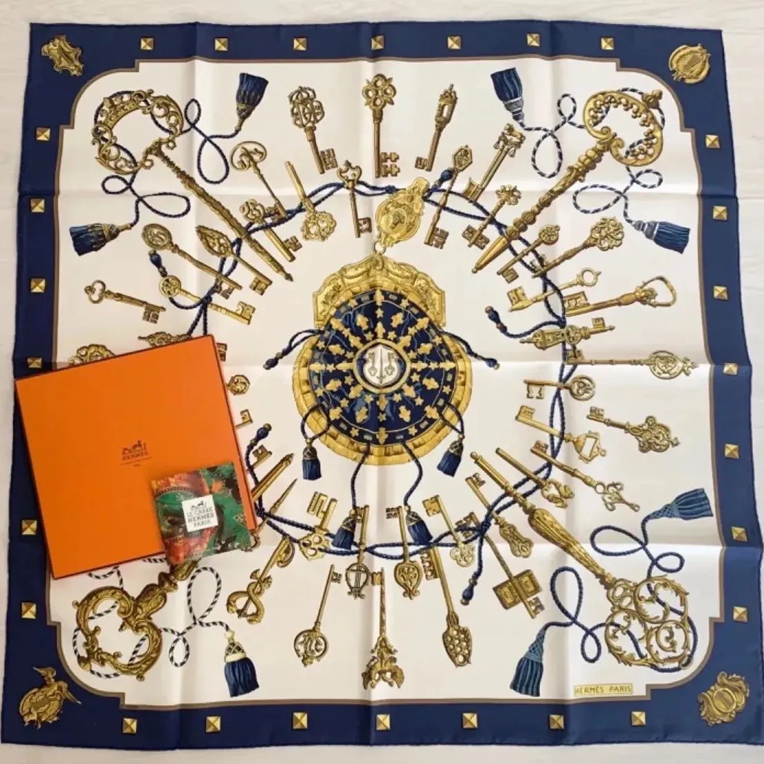 ⭐️エルメス HERMES カレ90 スカーフ ストール ブラック