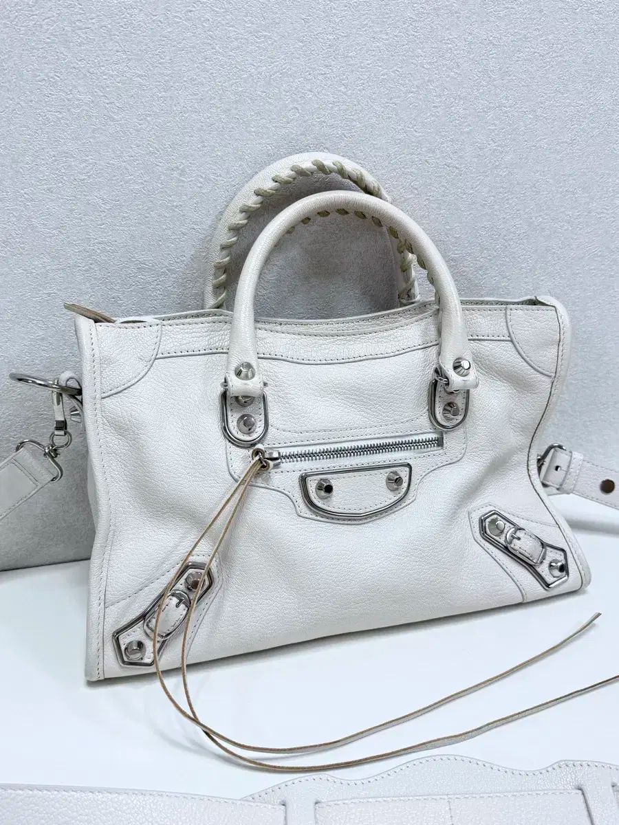 バレンシアガ ミニシティハンドバッググレーBALENCIAGA