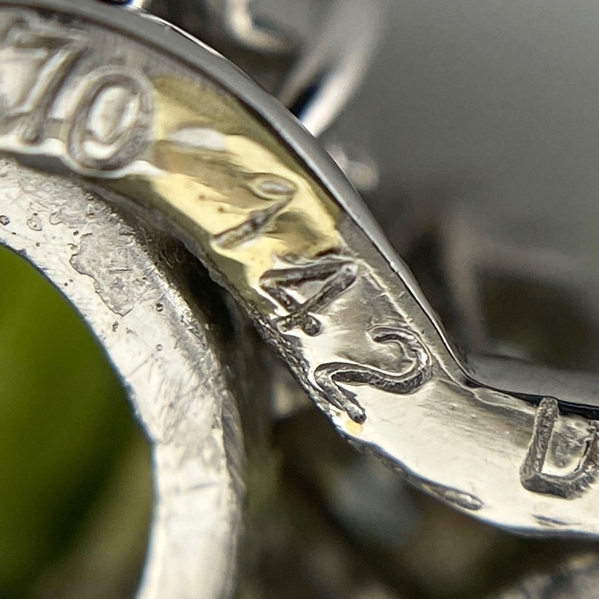 ペリドット デザインリング プラチナ 指輪 メレダイヤ リング 12号 Pt900 ペリドット ダイヤモンド レディース 【中古】