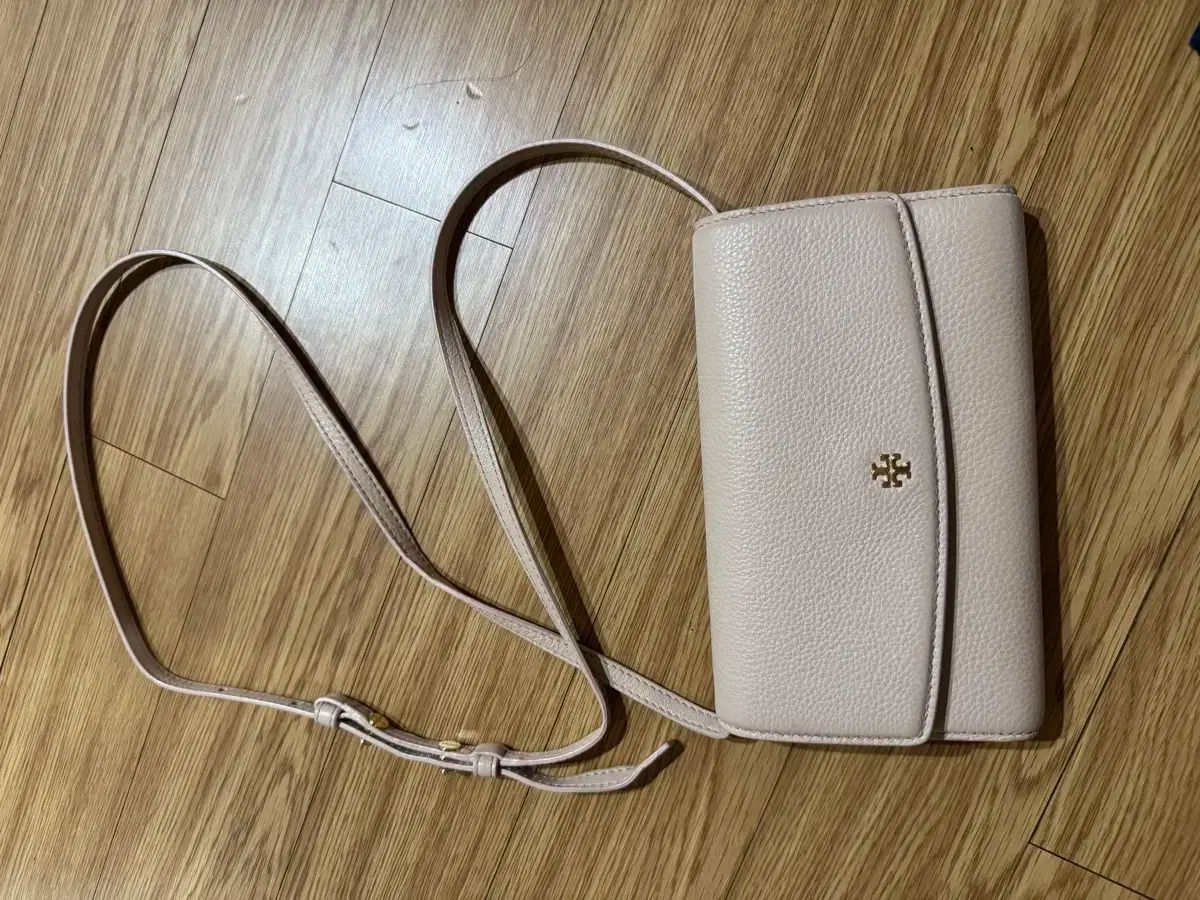Tory Burch トリーバーチ ミニ クロスバッグ