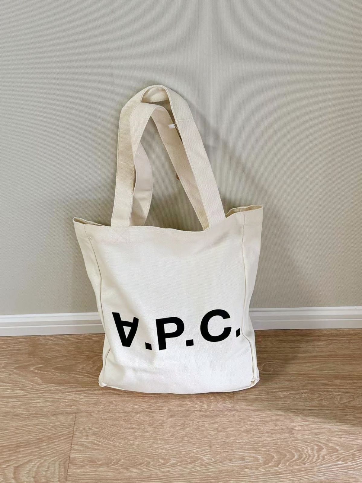 A.P.C. アーペーセー トートバッグ キャンバスバッグ - メルカリ