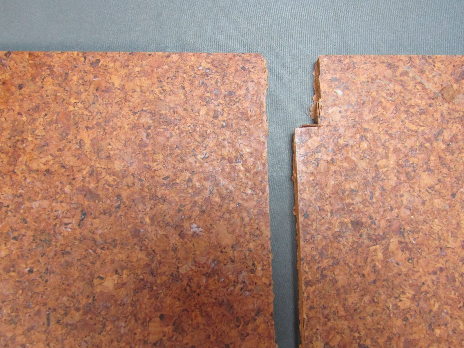 コルク板(1)　床材　端材　厚さ7mm ３枚-2