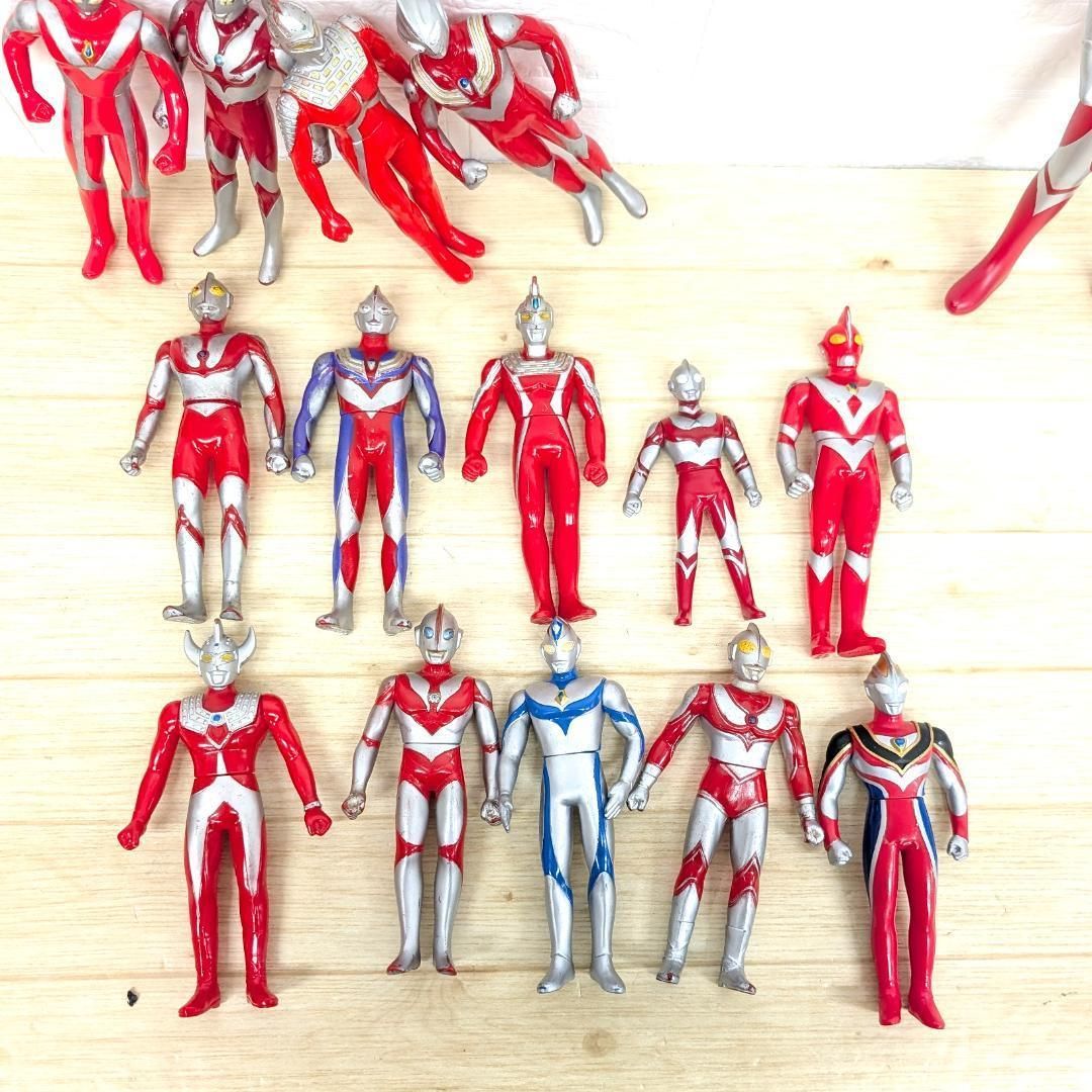 ウルトラマン ソフビ まとめ売り 1983年～ 当時もの　レア 希少 14体＋1 ウルトラマン ソフビ まとめ売り 1983年～ 当時もの レア 希少