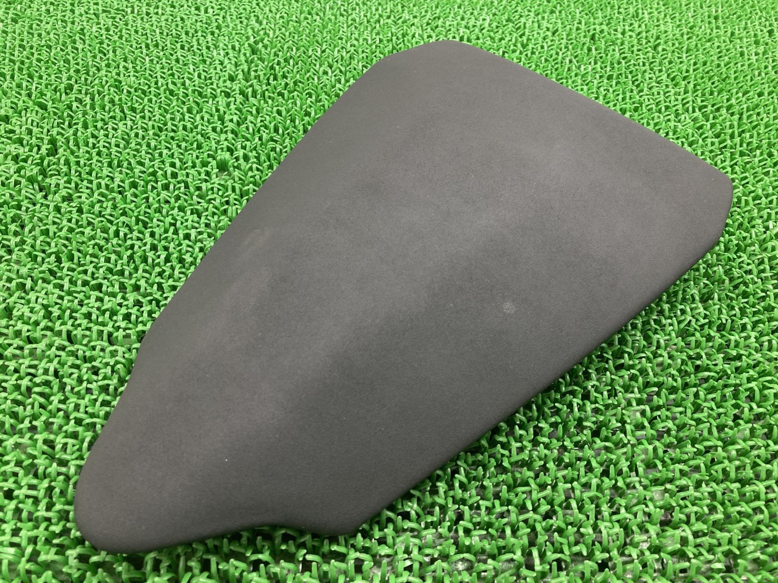 959パニガーレ タンデムシート 596.1.083.2A ZDMHA01JAKB009*** ドゥカティ 純正 中古 バイク 部品 1199 1299 リアシート 破れ無し