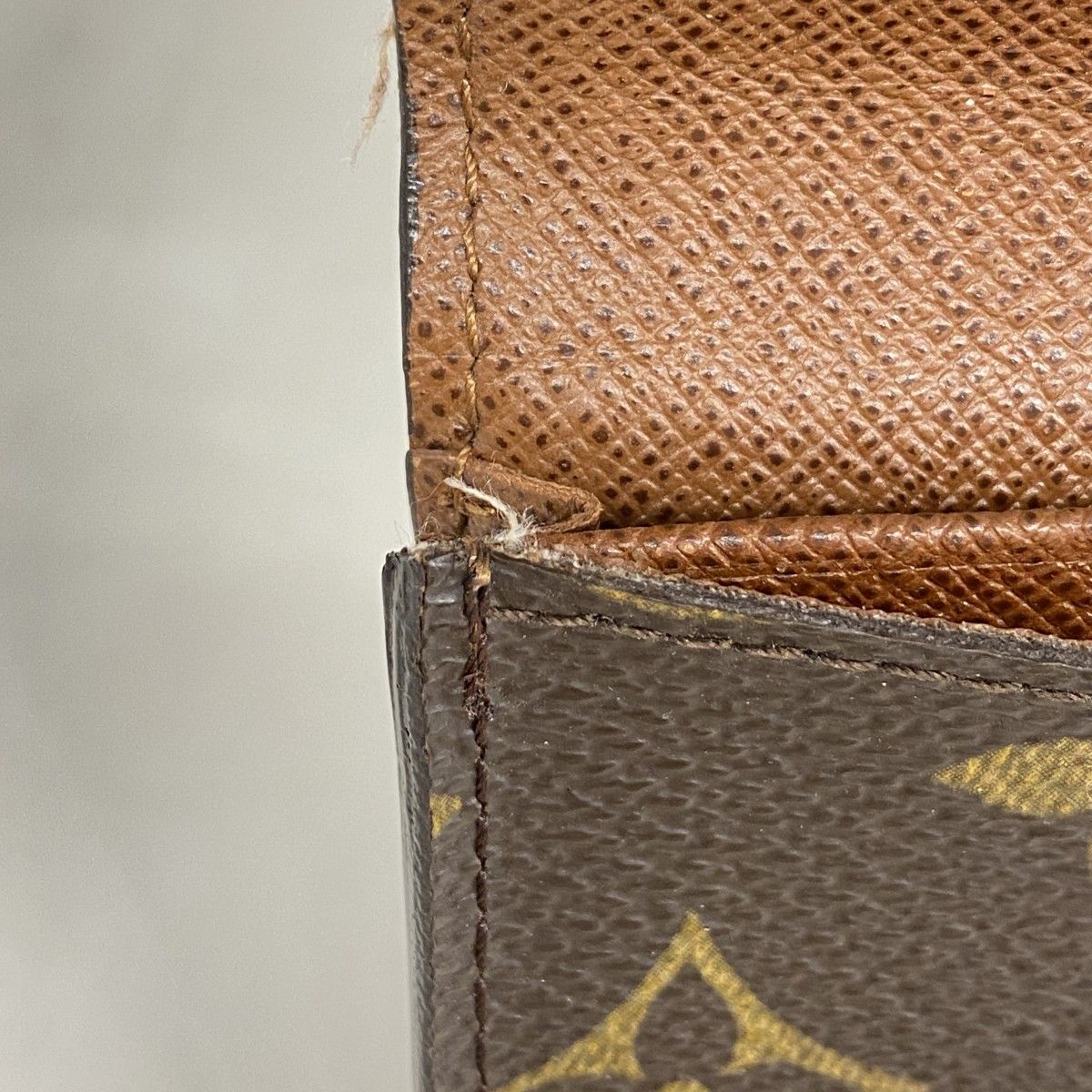 o38 ヴィジット モノグラム ルイヴィトン 名刺入れ カードケース ルイ