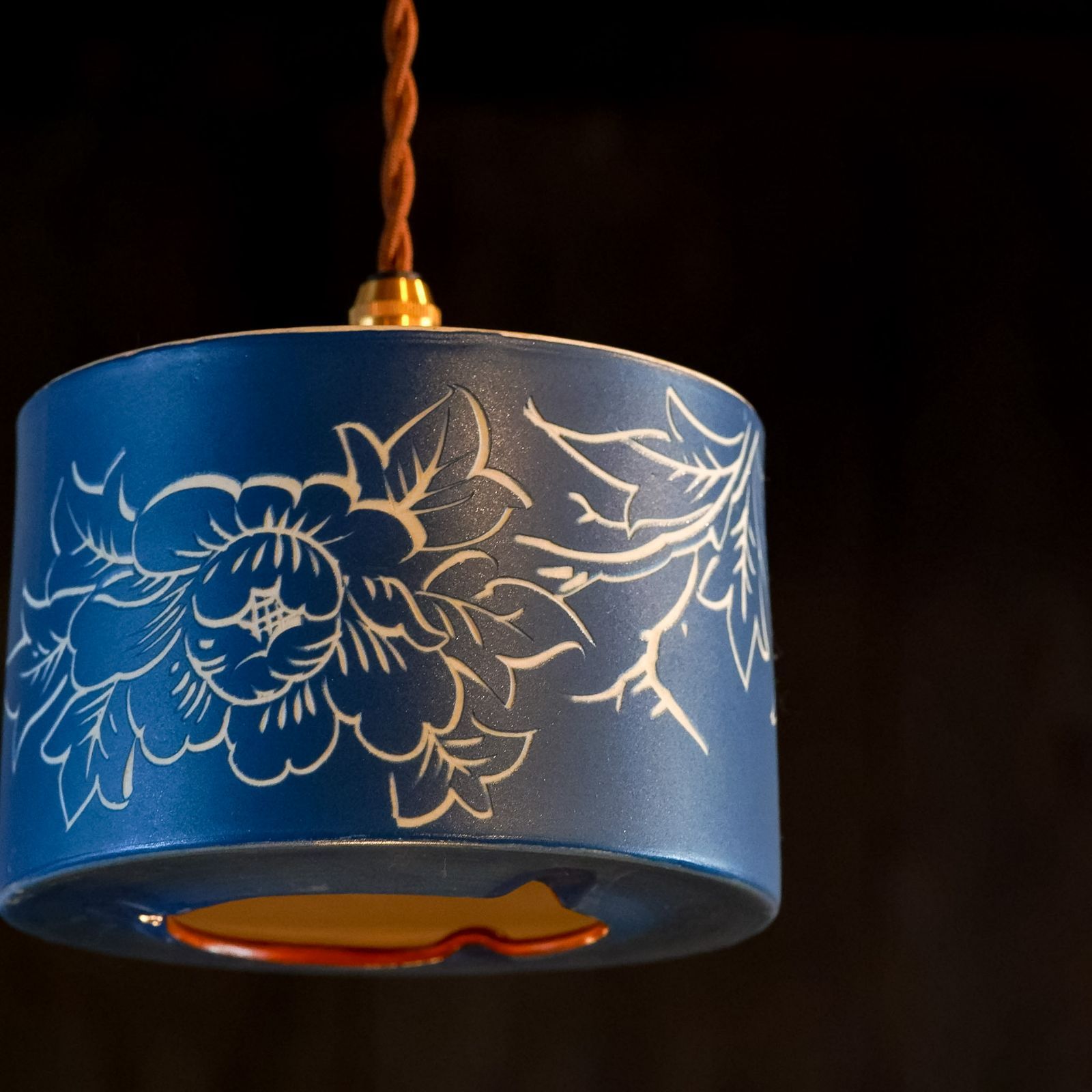 瀬戸焼｜赤津焼｜マット青色｜ペンダントライト