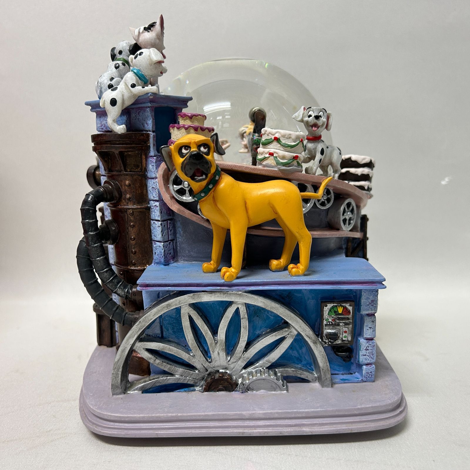 浜館30-793】 101匹わんちゃん クルエラ スノードーム フィギュア