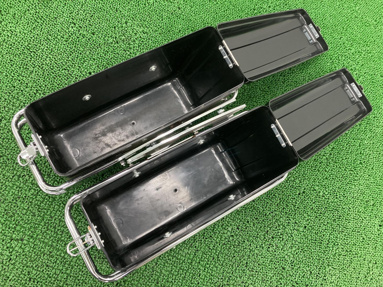 旭風防 パニアケース 左右 黒 社外 中古 バイク 部品 旭風防 パニアケース 左右 黒 社外 中古 バイク 部品