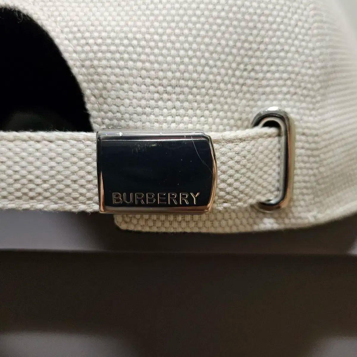 BURBERRY