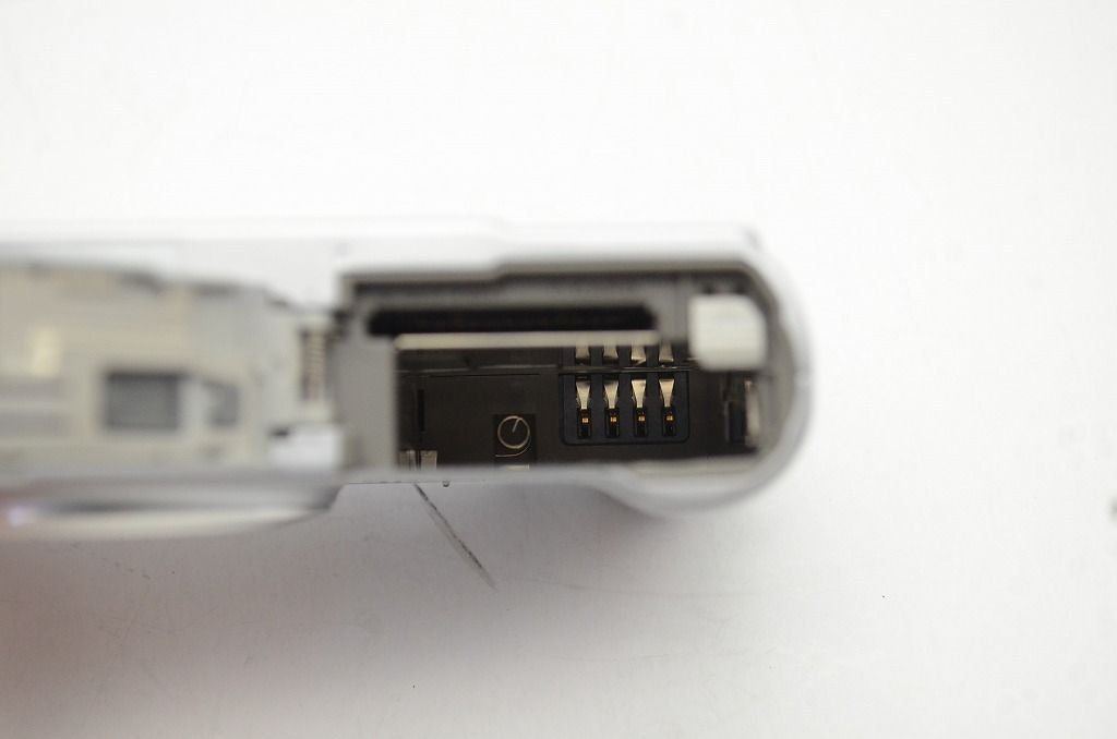 コンパクトデジタルカメラ シルバー