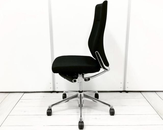 オカムラ okamura 製 コーラルチェア IB