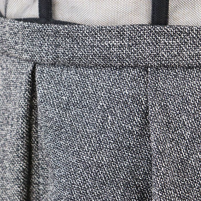 グレー ブラック