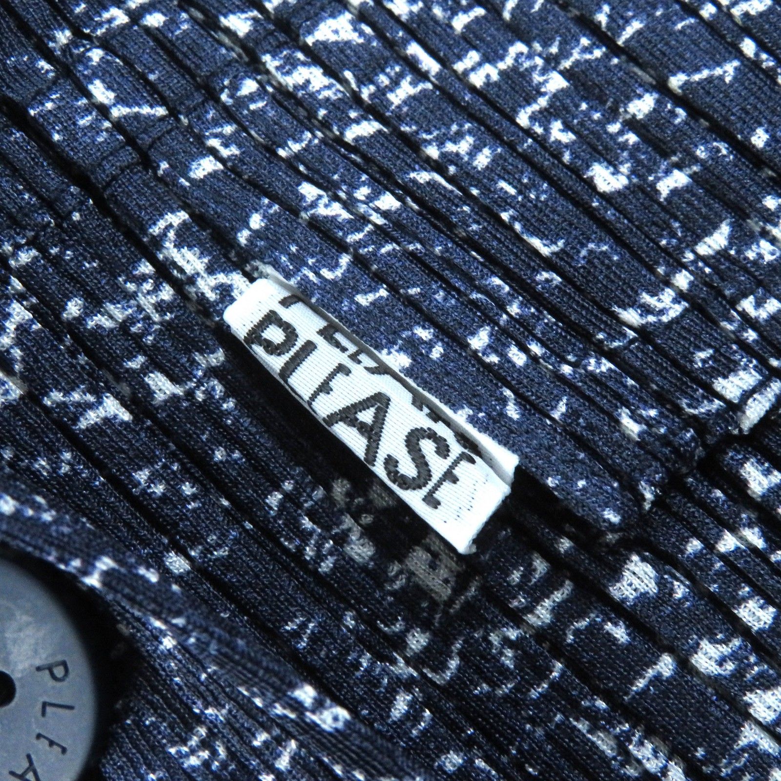 未使用品△PLEATS PLEASE プリーツプリーズ イッセイミヤケ 23SS PP31 